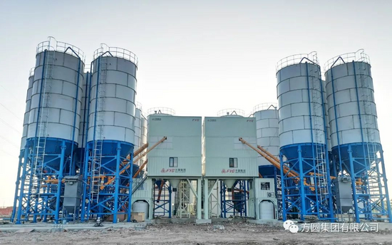 方圆箱式HZS180型混凝土搅拌站助力西藏铁路建设