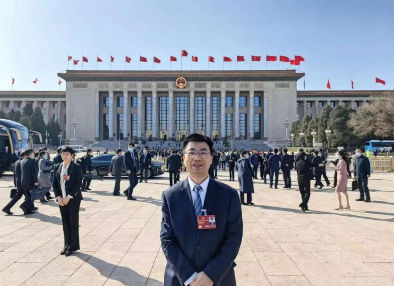 聚焦两会‖许礼进委员两会提案全解读